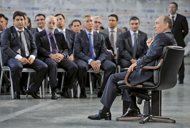 UAWire - Putin to meet with German businessmen including Siemens ...