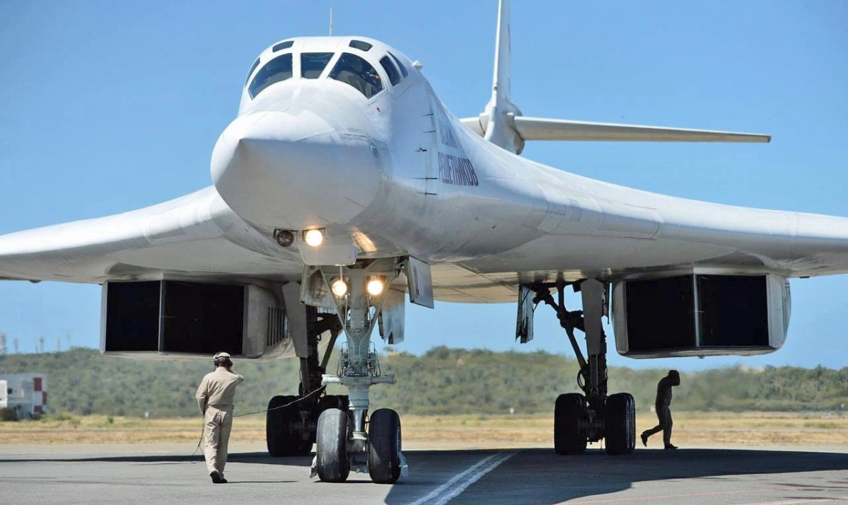 UAWire - Russian Tu-160 Strategic Bombers Fly Over Caribbean Sea With ...