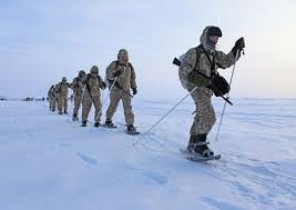 UAWire - Russian troops carry out military exercises in the North Pole